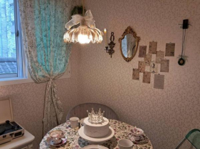 Salon de Yeonnam- Near Hongik University
